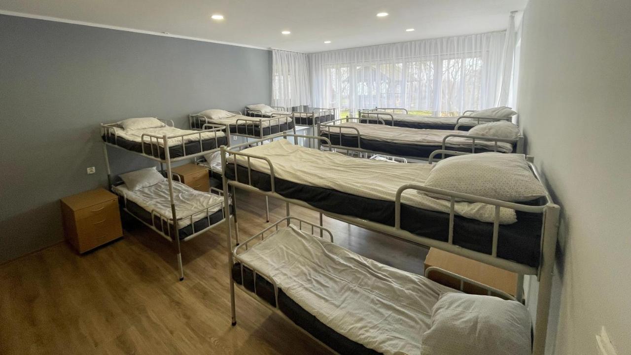 Bp Hostel غدينيا المظهر الخارجي الصورة