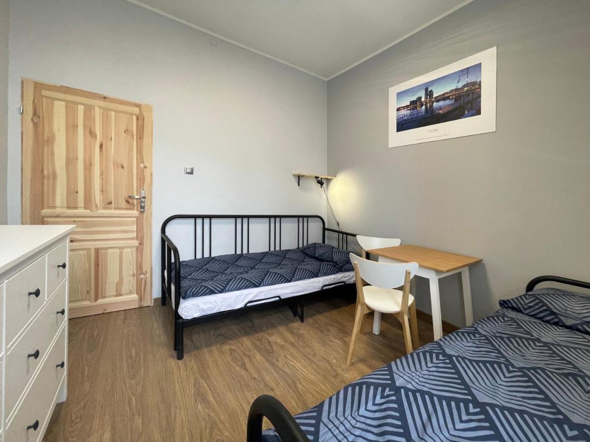 Bp Hostel غدينيا المظهر الخارجي الصورة