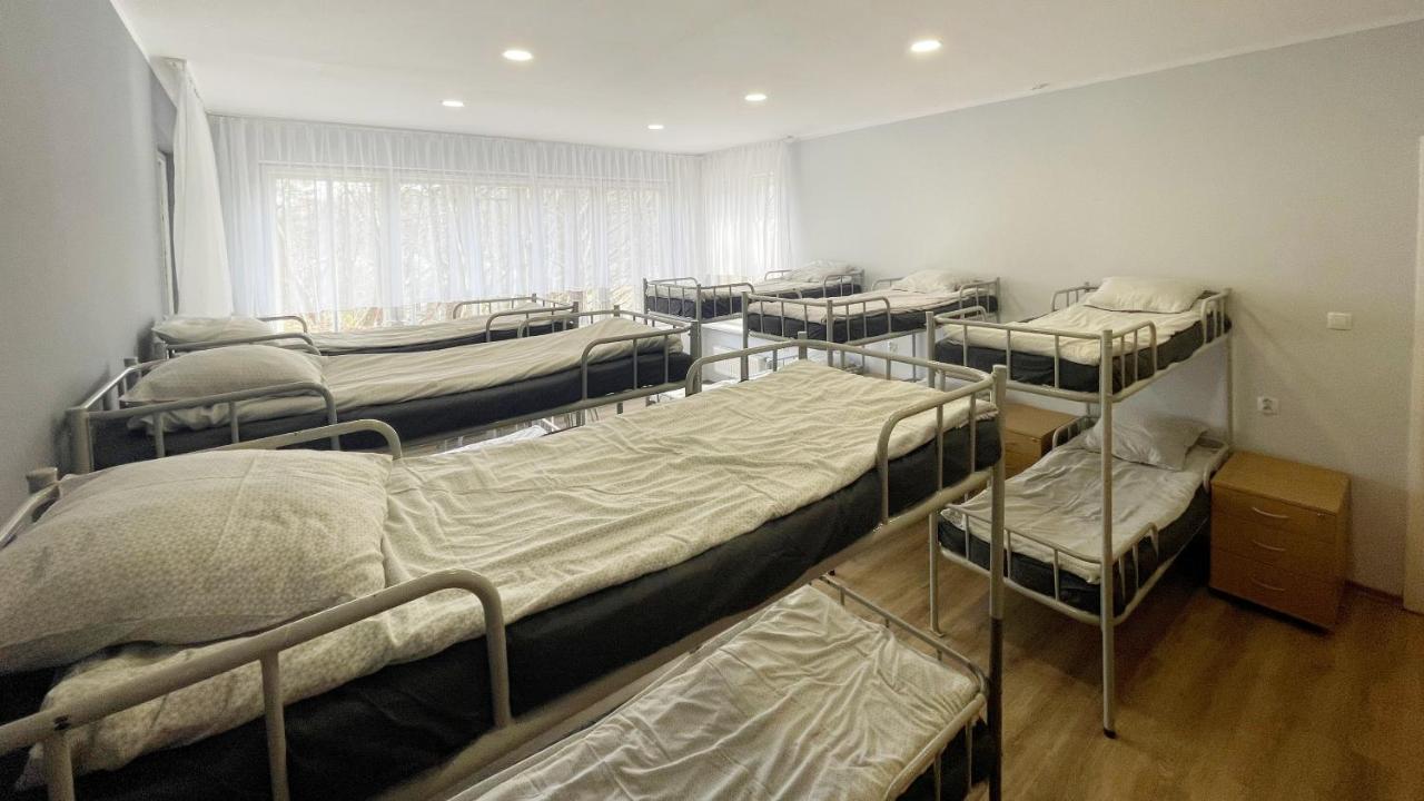 Bp Hostel غدينيا المظهر الخارجي الصورة