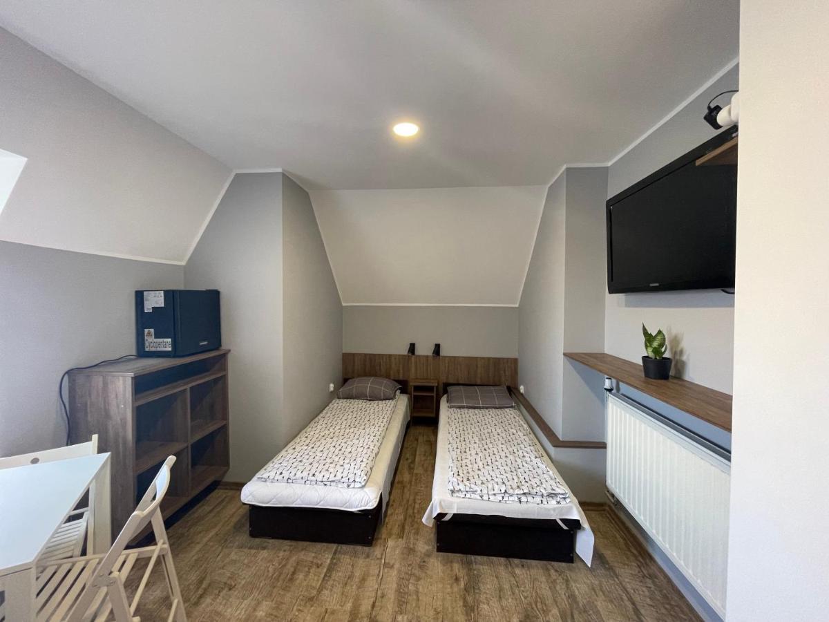 Bp Hostel غدينيا المظهر الخارجي الصورة