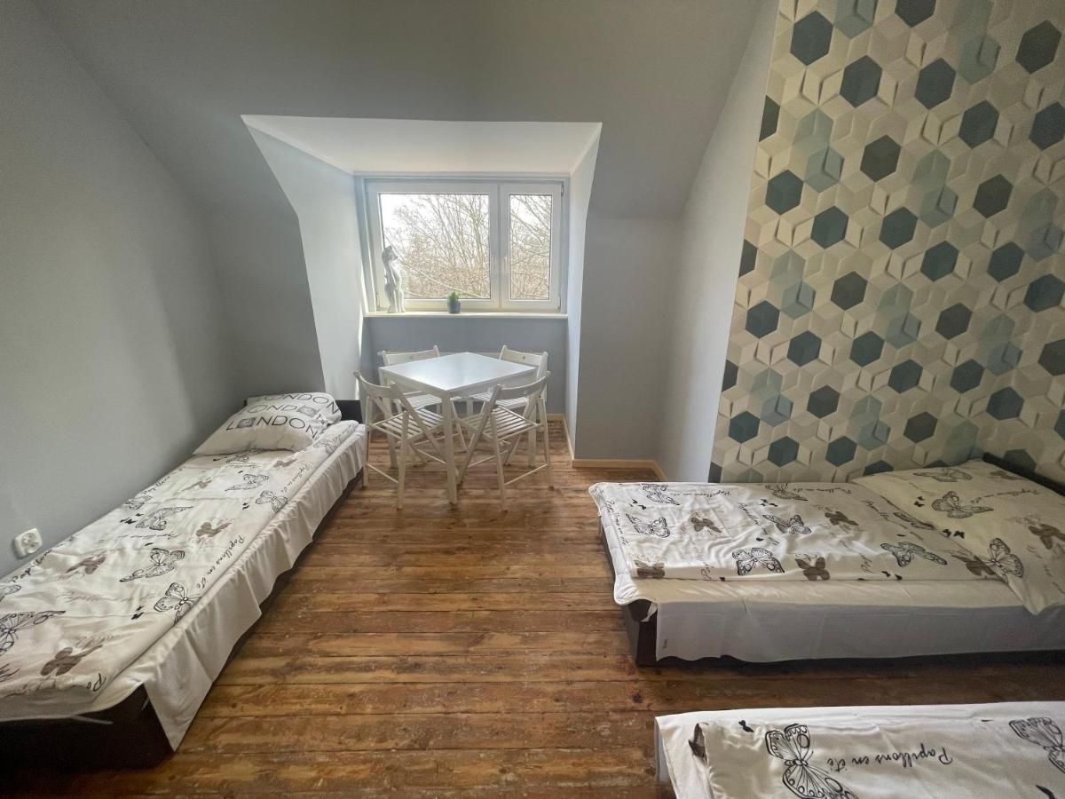 Bp Hostel غدينيا المظهر الخارجي الصورة