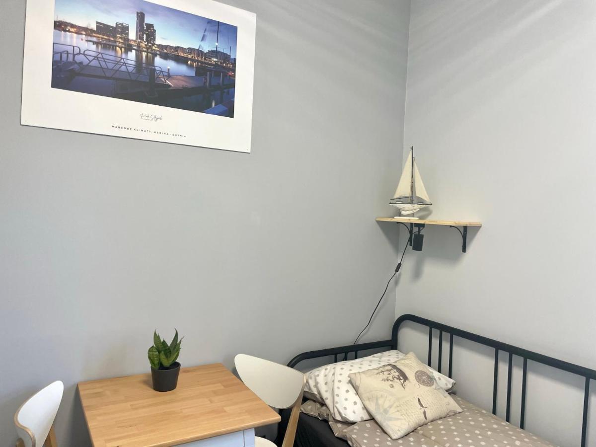 Bp Hostel غدينيا المظهر الخارجي الصورة